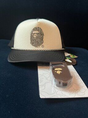 BAPE (A BATHING APE) Crystal Stone Swarovski Snap Back Hat